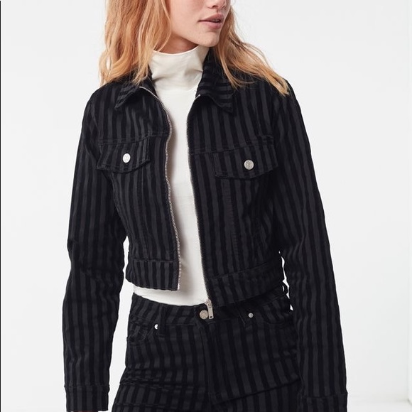 Black Urban Outfitters Cropped Jacket - Picture 5 of 5